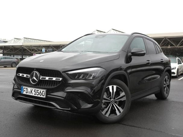 Mercedes-Benz GLA 220 d 4MATIC Progressive Night Panorama AHK Mercedes-Benz GLA 220 d 4MATIC Progressive Night Panorama AHK