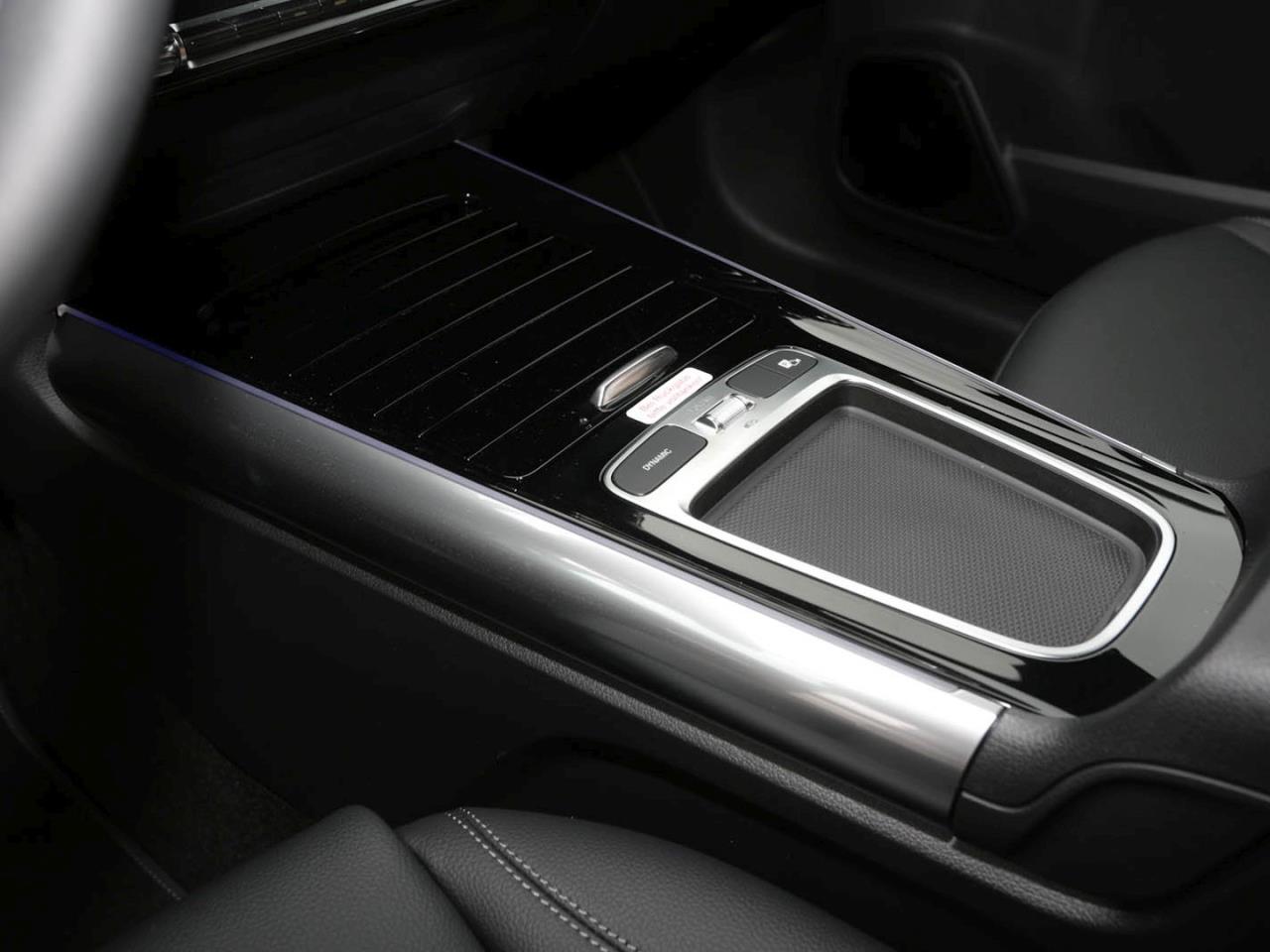 Mercedes-Benz GLA 220 d 4MATIC Progressive Night Panorama AHK