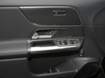 Mercedes-Benz GLA 220 d 4MATIC Progressive Night Panorama AHK