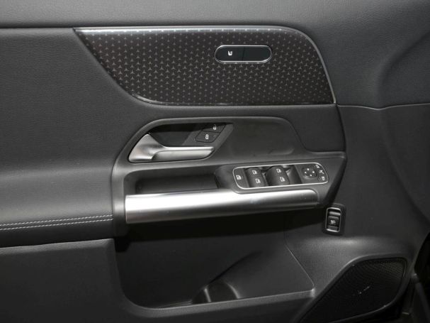 Mercedes-Benz GLA 220 d 4MATIC Progressive Night Panorama AHK