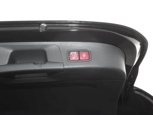 Mercedes-Benz GLA 220 d 4MATIC Progressive Night Panorama AHK