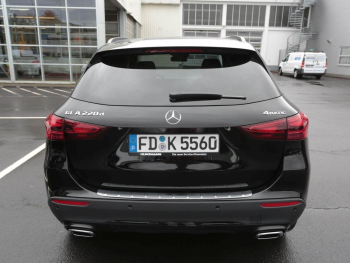 Mercedes-Benz GLA 220 d 4MATIC Progressive Night Panorama AHK Mercedes-Benz GLA 220 d 4MATIC Progressive Night Panorama AHK
