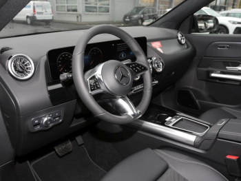 Mercedes-Benz GLA 220 d 4MATIC Progressive Night Panorama AHK