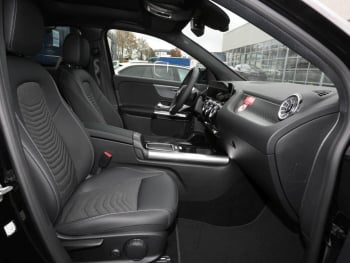 Mercedes-Benz GLA 220 d 4MATIC Progressive Night Panorama AHK