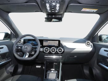 Mercedes-Benz GLA 220 d 4MATIC AMG Night Panorama AHK HUD 360°