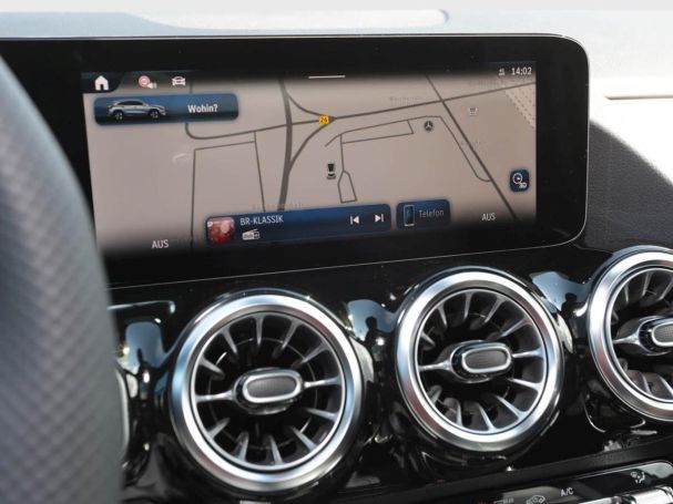 Mercedes-Benz GLA 220 d 4MATIC AMG Night Panorama AHK HUD 360° Mercedes-Benz GLA 220 d 4MATIC AMG Night Panorama AHK HUD 360°