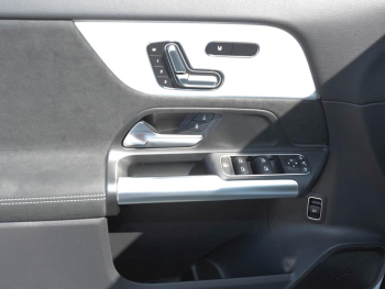 Mercedes-Benz GLA 220 d 4MATIC AMG Night Panorama AHK HUD 360°