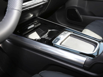 Mercedes-Benz GLA 220 d 4MATIC AMG Night Panorama AHK HUD 360°