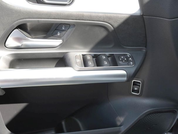 Mercedes-Benz GLA 220 d 4MATIC AMG Night Panorama AHK HUD 360°