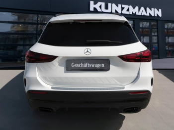 Mercedes-Benz GLA 220 d 4MATIC AMG Night Panorama AHK HUD 360°