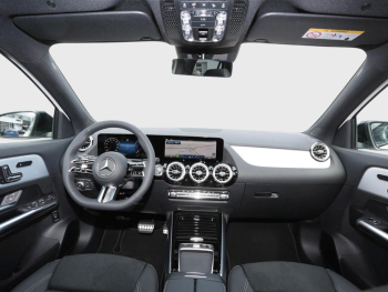 Mercedes-Benz GLA 220 d 4MATIC AMG Night Panorama AHK HUD 360°