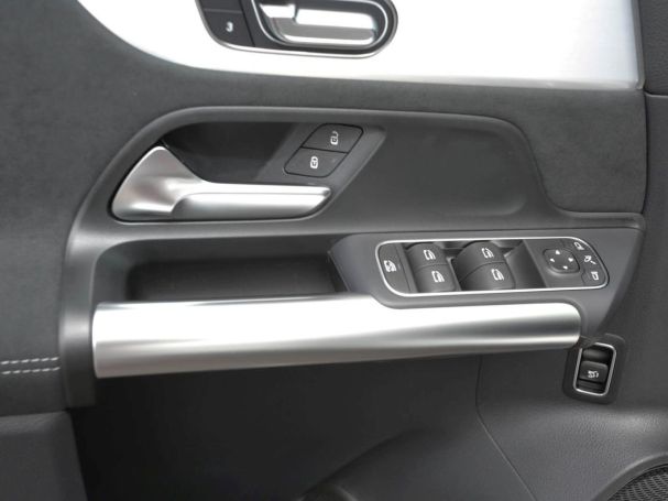 Mercedes-Benz GLA 220 d 4MATIC AMG Night Panorama AHK HUD 360°