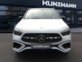 Mercedes-Benz GLA 220 d 4MATIC AMG Night Panorama AHK HUD 360°