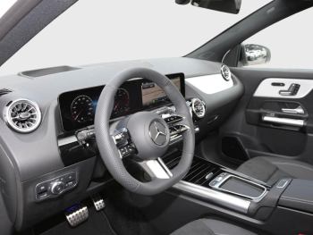 Mercedes-Benz GLA 220 d 4MATIC AMG Night Panorama AHK HUD 360°