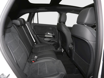 Mercedes-Benz GLA 220 d 4MATIC AMG Night Panorama AHK HeadUp