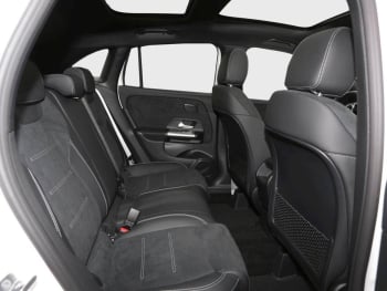 Mercedes-Benz GLA 220 d 4MATIC AMG Night Panorama AHK HeadUp