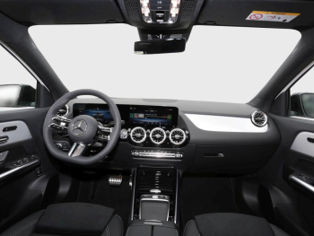 Mercedes-Benz GLA 220 d 4MATIC AMG Night Panorama AHK HeadUp