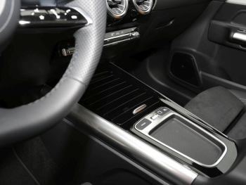 Mercedes-Benz GLA 220 d 4MATIC AMG Night Panorama AHK HeadUp