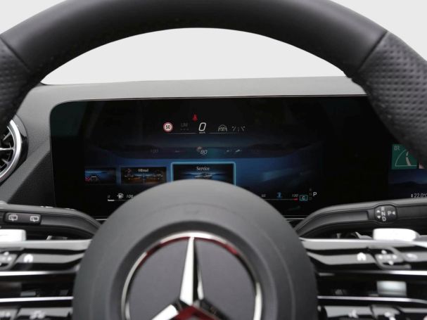 Mercedes-Benz GLA 220 d 4MATIC AMG Night Panorama AHK HeadUp Mercedes-Benz GLA 220 d 4MATIC AMG Night Panorama AHK HeadUp