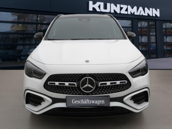 Mercedes-Benz GLA 220 d 4MATIC AMG Night Panorama AHK HeadUp