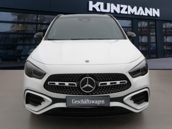 Mercedes-Benz GLA 220 d 4MATIC AMG Night Panorama AHK HeadUp