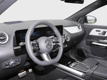 Mercedes-Benz GLA 220 d 4MATIC AMG Night Panorama AHK HeadUp