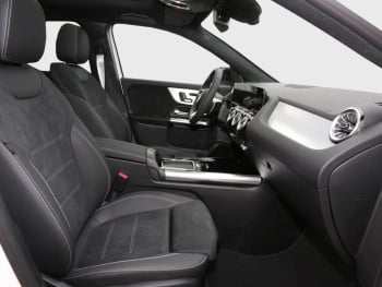 Mercedes-Benz GLA 220 d 4MATIC AMG Night Panorama AHK HeadUp