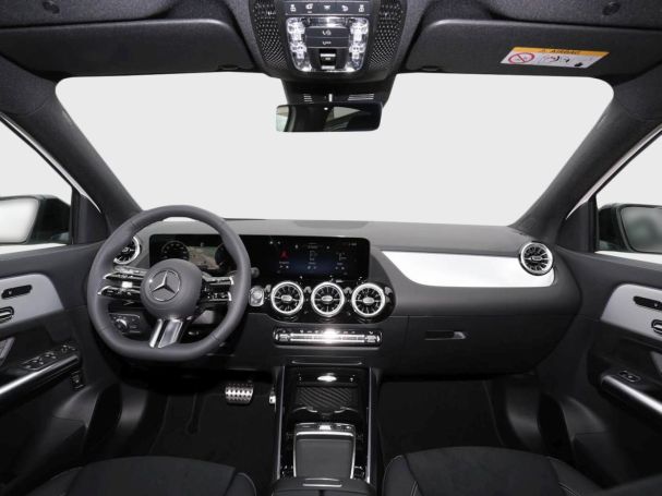 Mercedes-Benz GLA 220 d 4MATIC AMG Night Panorama HeadUp 360° Mercedes-Benz GLA 220 d 4MATIC AMG Night Panorama HeadUp 360°