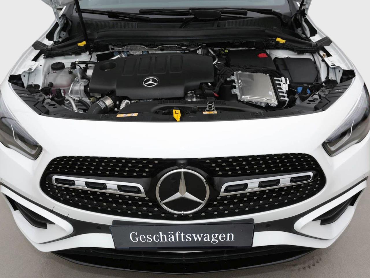 Mercedes-Benz GLA 220 d 4MATIC AMG Night Panorama HeadUp 360°