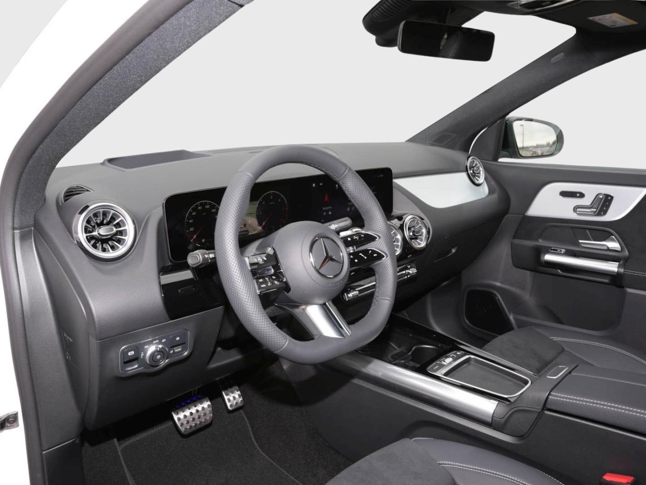 Mercedes-Benz GLA 220 d 4MATIC AMG Night Panorama HeadUp 360°