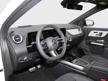 Mercedes-Benz GLA 220 d 4MATIC AMG Night Panorama HeadUp 360°