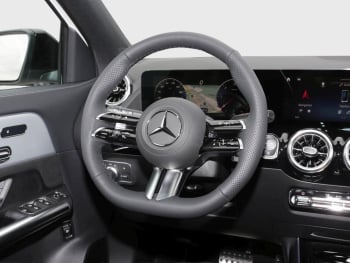 Mercedes-Benz GLA 220 d 4MATIC AMG Night Panorama HeadUp 360°
