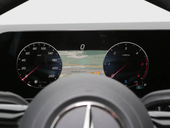 Mercedes-Benz GLA 220 d 4MATIC AMG Night Panorama 360° HeadUp