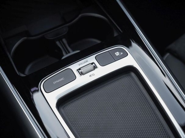 Mercedes-Benz GLA 220 d 4MATIC AMG Night Distronic Panorama