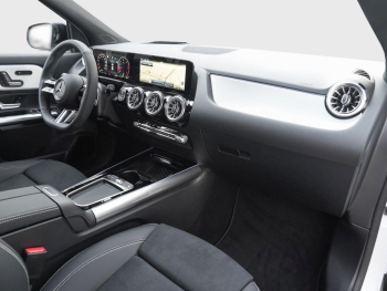 Mercedes-Benz GLA 220 d 4MATIC AMG Night Distronic Panorama