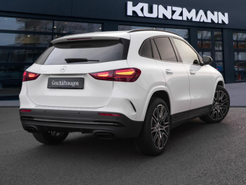 Mercedes-Benz GLA 220 d 4MATIC AMG Night Distronic Panorama