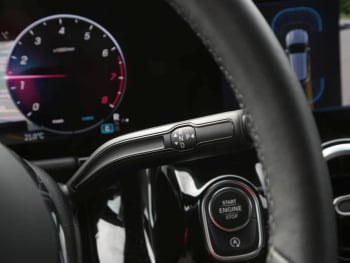 Mercedes-Benz GLA 250 4M Progressive Navi Panorama Memory AHK