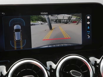 Mercedes-Benz GLA 250 4M Progressive Navi Panorama Memory AHK