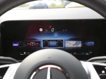 Mercedes-Benz GLA 250 4M Progressive Navi Panorama Memory AHK