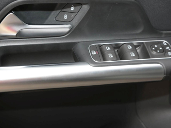 Mercedes-Benz GLA 250 4M Progressive Navi Panorama Memory AHK