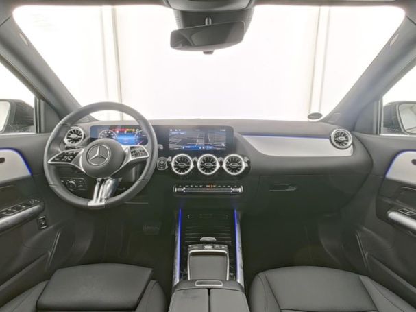 Mercedes-Benz GLA 250 4M Progressive Night Kamera EasyPack AHK