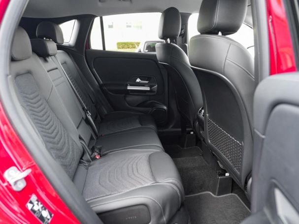 Mercedes-Benz GLA 250 4M Progressive Standhzg AHK Memory 360°