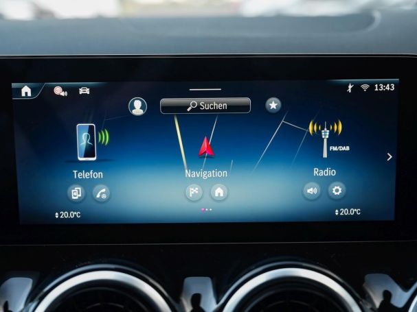 Mercedes-Benz GLA 250 4M Progressive Standhzg AHK Memory 360°