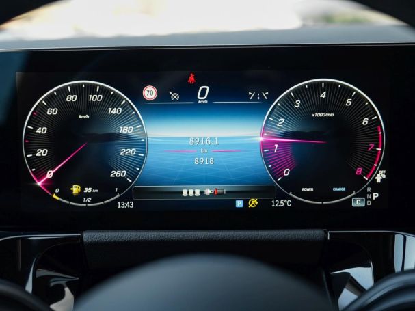 Mercedes-Benz GLA 250 4M Progressive Standhzg AHK Memory 360°