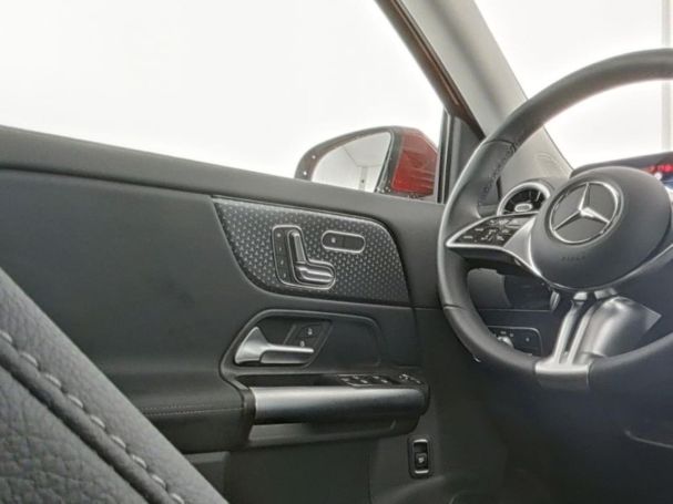 Mercedes-Benz GLA 250 4M Progressive Standhzg AHK Memory 360°