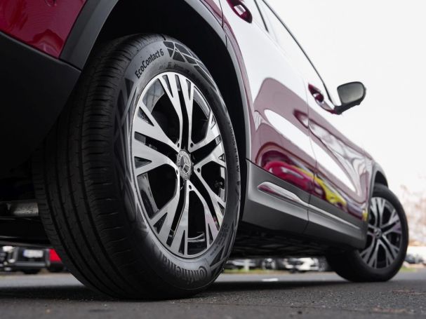 Mercedes-Benz GLA 250 4M Progressive Standhzg AHK Memory 360°