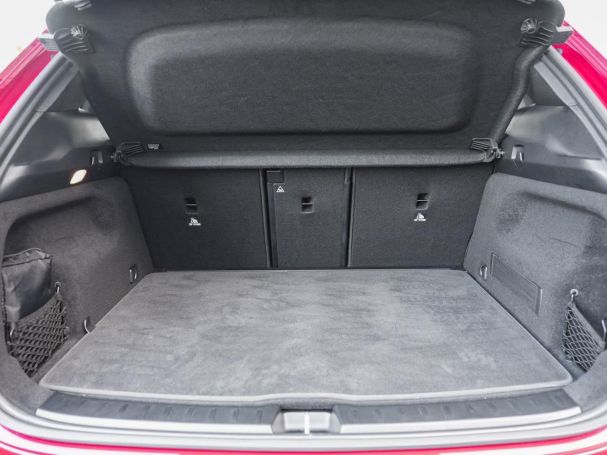 Mercedes-Benz GLA 250 4M Progressive Standhzg AHK Memory 360°