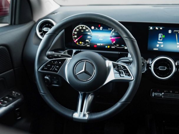 Mercedes-Benz GLA 250 4M Progressive Standhzg AHK Memory 360°