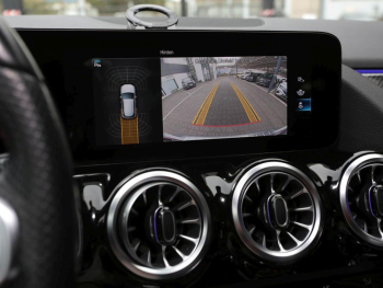Mercedes-Benz GLA 250 4M AMG MBUX Navi Memory ParkPaket