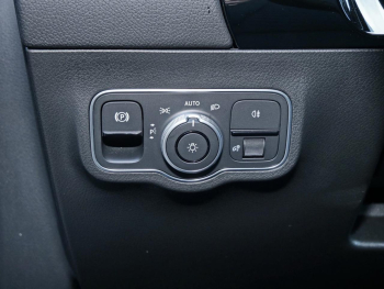 Mercedes-Benz GLA 250 4M Progressive Night Kamera Easy-Pack